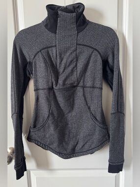 Lululemon Base Runner 1/2 Zip Heathered Herringbone Heathered Black size 4